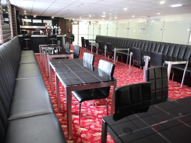 Cambridge Hotel Χάντερσφιλντ Εξωτερικό φωτογραφία