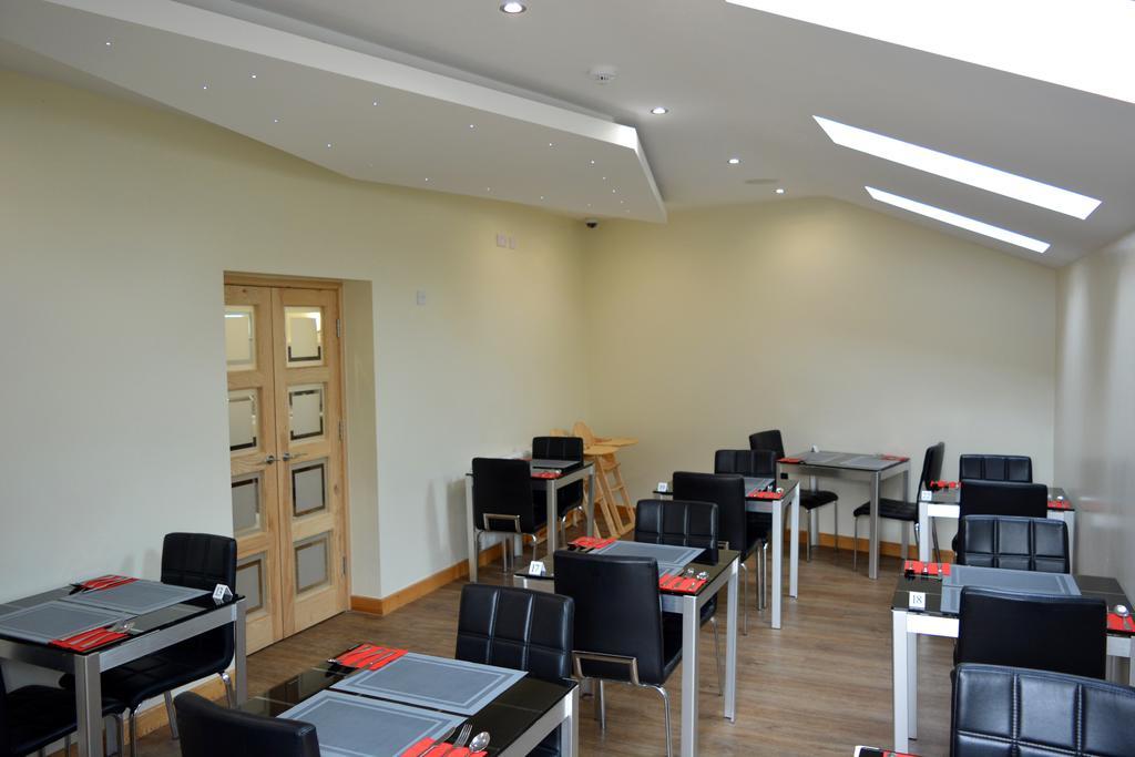 Cambridge Hotel Χάντερσφιλντ Εξωτερικό φωτογραφία