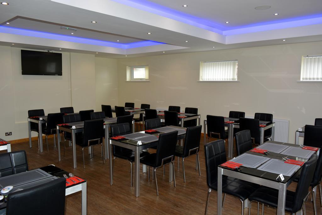Cambridge Hotel Χάντερσφιλντ Εξωτερικό φωτογραφία