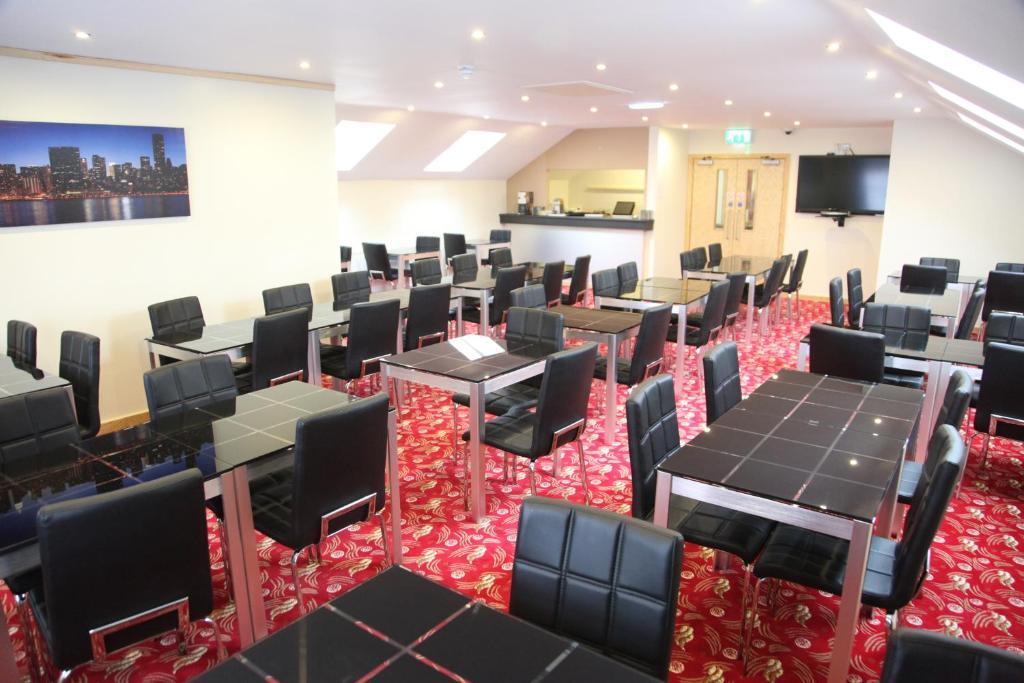 Cambridge Hotel Χάντερσφιλντ Εξωτερικό φωτογραφία